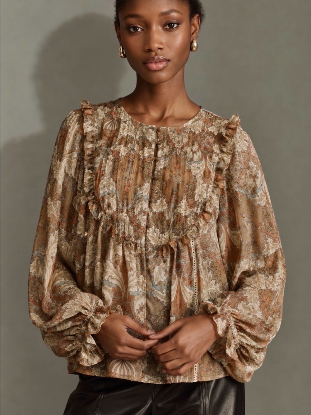 Anthropologie BISHOP + YOUNG Brown Hawthorne Ruffle Paisley Blouse Size S